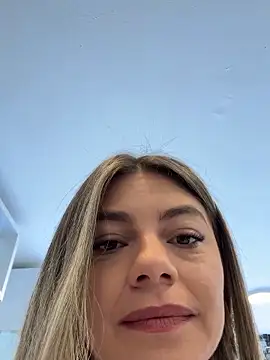 alicee16 live sex cam