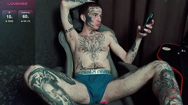 lonelycrystal live sex cam