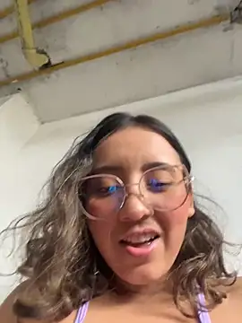 Kay_LustyWife live sex cam