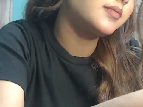 NancyRuvi live sex cam