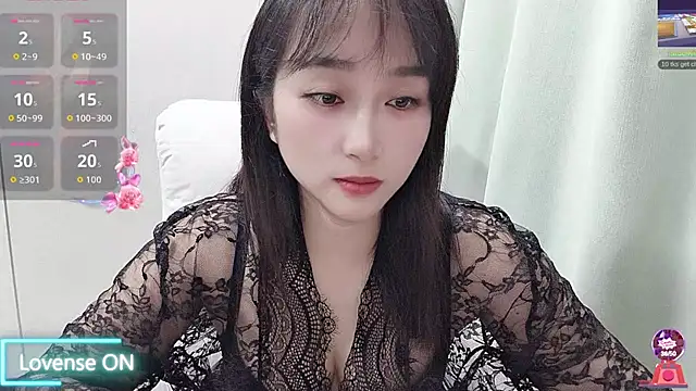Qing-888 live sex cam