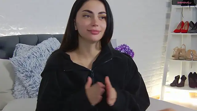 Agnessa live sex cam