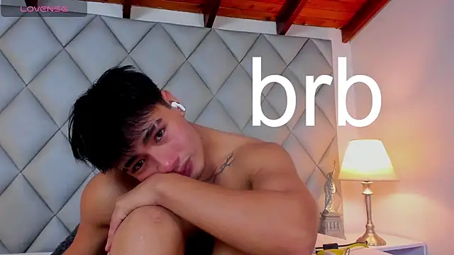 Clement_Reyes live sex cam