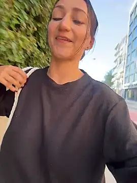 Ninabigtitied live sex cam