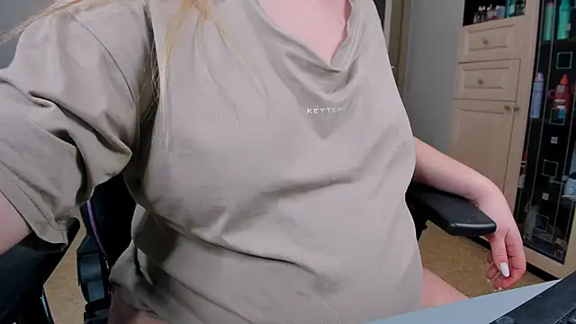 stella_vestal live sex cam