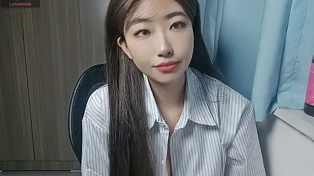 Yyoo-99 live sex cam