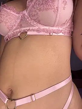 HoneyMollyX live sex cam