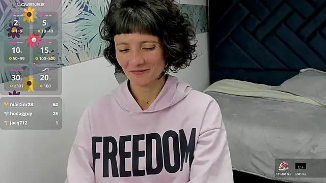 Valery_More__ live sex cam