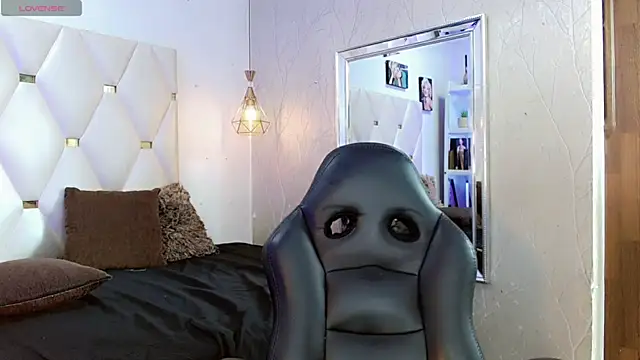 Daniela_Embeer_ live sex cam