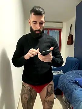 Gioeltoro89 live sex cam