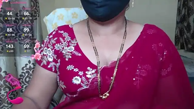 Anusha-09 live sex cam