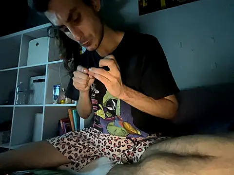 twink69Finger live sex cam