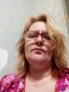 Forest-Lady live sex cam