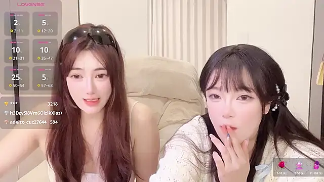 Follyise live sex cam