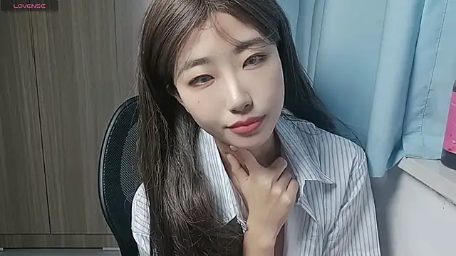 Yyoo-99 live sex cam