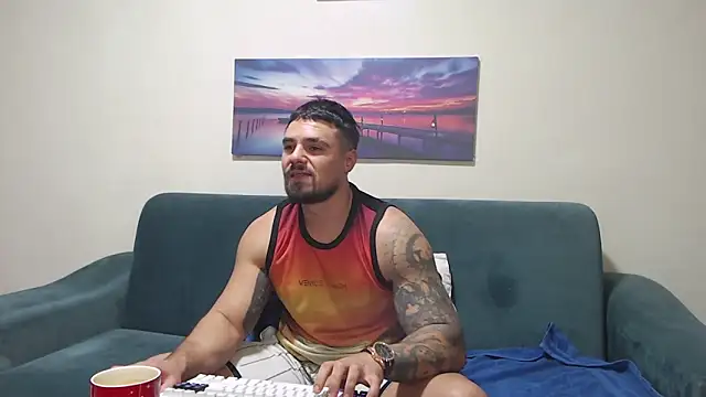 Tiberius_hunk live sex cam
