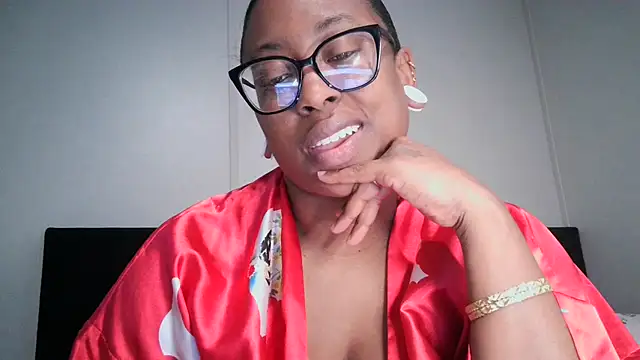 Nyxie_Chaos live sex cam