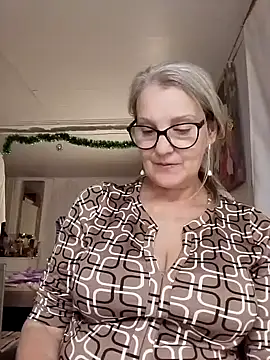 irinamaux live sex cam