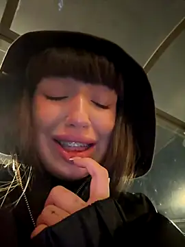 Sophie_Avory live sex cam