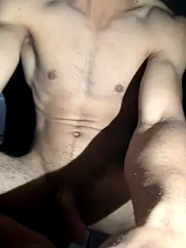 MuscleBoyy777 live sex cam