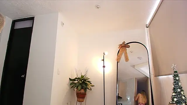 vianca_cruzz live sex cam