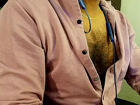 RuvoxXneXo live sex cam