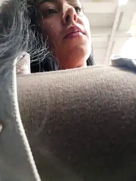 Luianna live sex cam