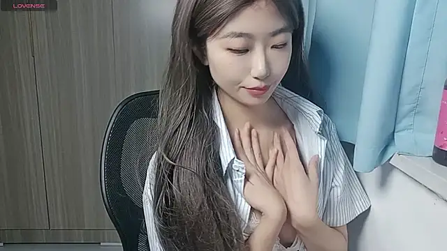 Yyoo-99 live sex cam