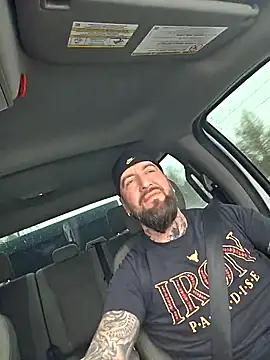 Beardedtattood live sex cam