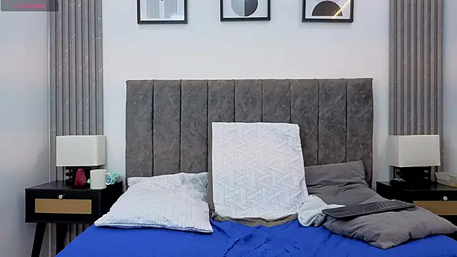 Luciana_Ortiz1 live sex cam