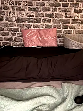 SexyMilf_37 live sex cam