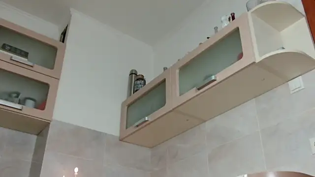 LittleNicolee live sex cam