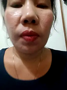 Reema_143 live sex cam