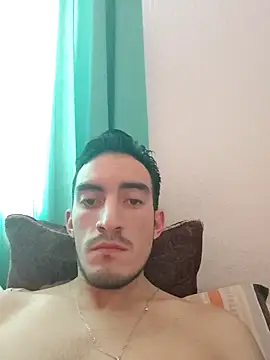 TommyMomentum live sex cam