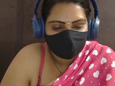 Nisha-telugu live sex cam