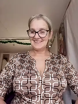 irinamaux live sex cam