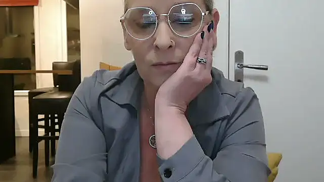 lilie69 live sex cam