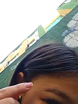 Alyshanon18 live sex cam