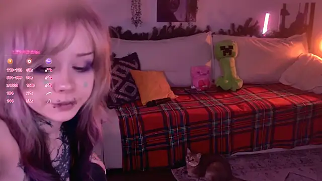 Lollyshy live sex cam