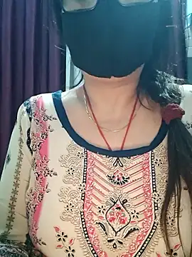 Aishwaryaa_69 live sex cam