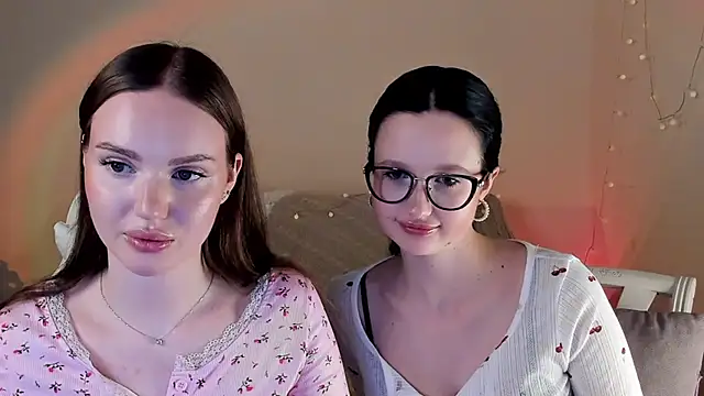 MishkaMe live sex cam