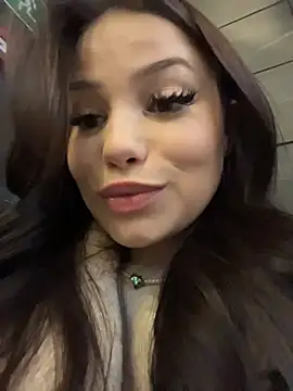 Chloe__Moon live sex cam