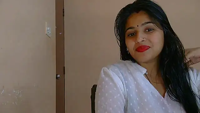 Cute-Simmi69 live sex cam