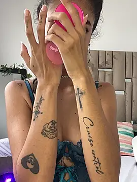 MarianaSnake live sex cam