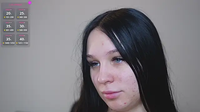 MonnieDeman live sex cam