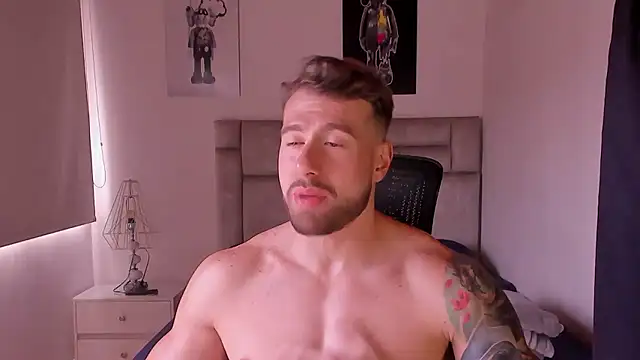 paul_rogerr live sex cam