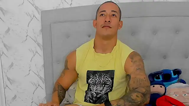 luigiferrara live sex cam