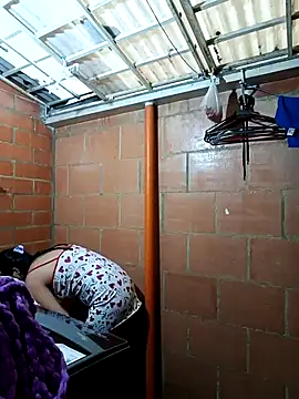 Bonny_Klote live sex cam