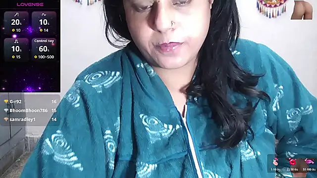 Sexy_komolika live sex cam