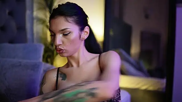 MiamiCoffee live sex cam